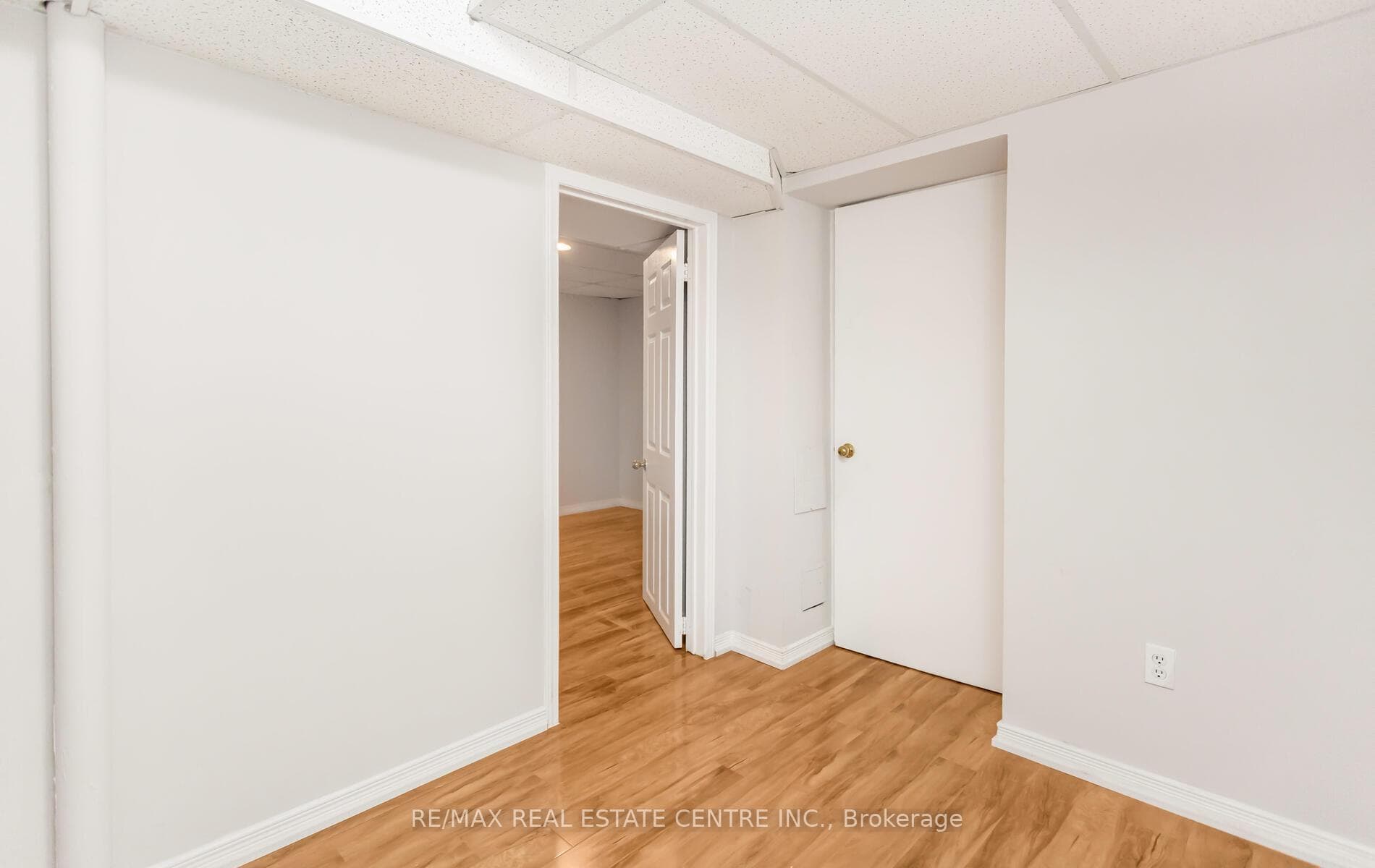 5230 Glen Erin Drive Unit 64 photo 32