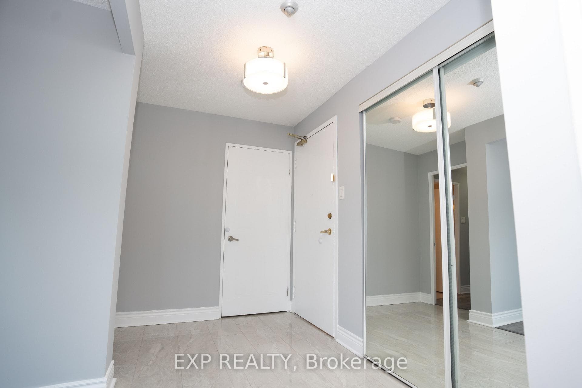 430 Mclevin Avenue Unit 1804 photo 5