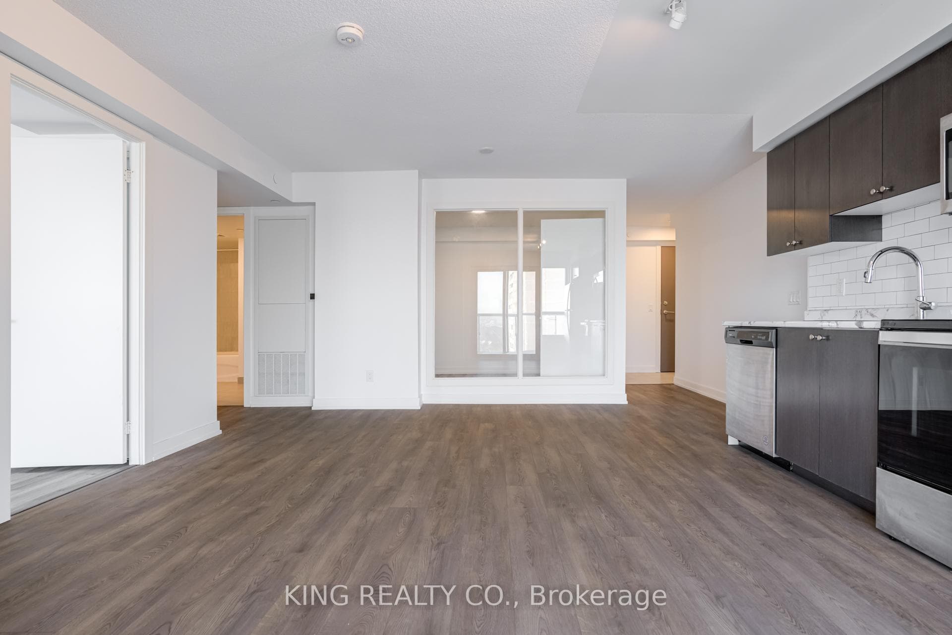 10 Wilby Crescent Unit 1409 photo 6
