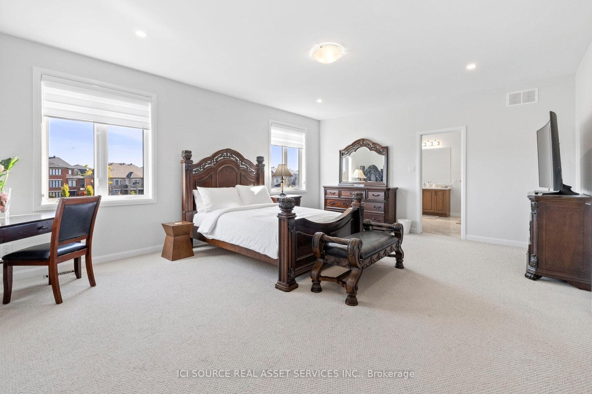 733 Coast Circle photo 16
