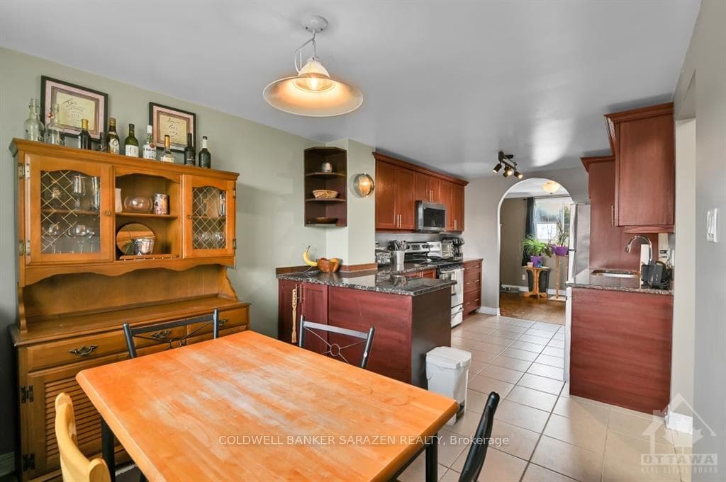 267 RIDGEPARK Unit 74 photo 6