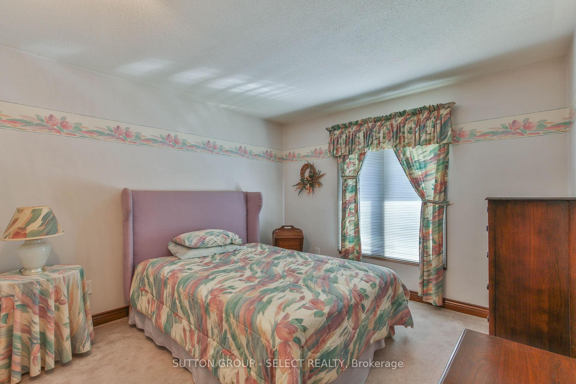 25 Farmington Terrace photo 32