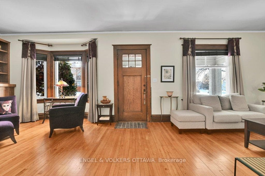 650 Churchill Avenue photo 5