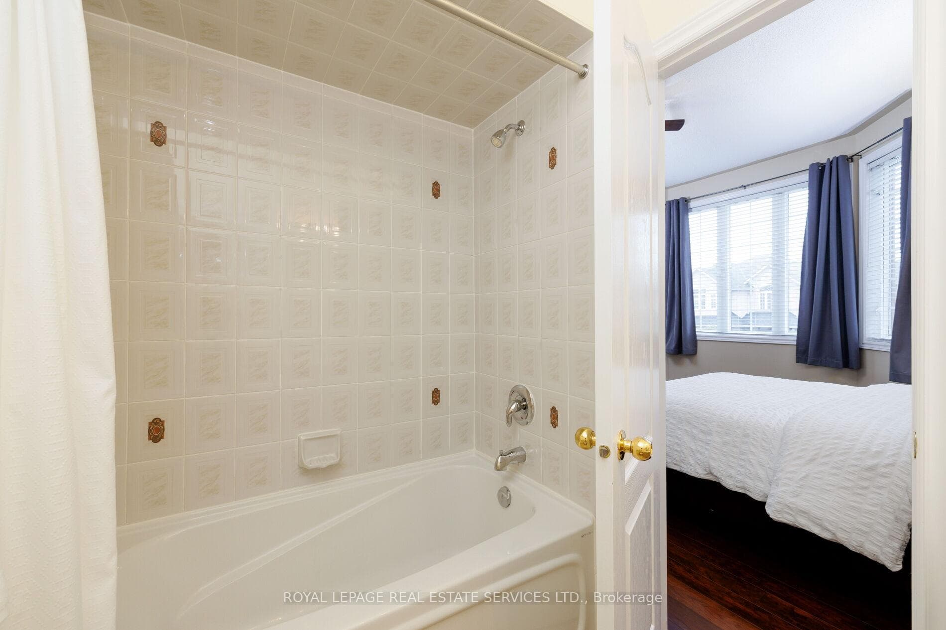 2252 Foxfield Road photo 23