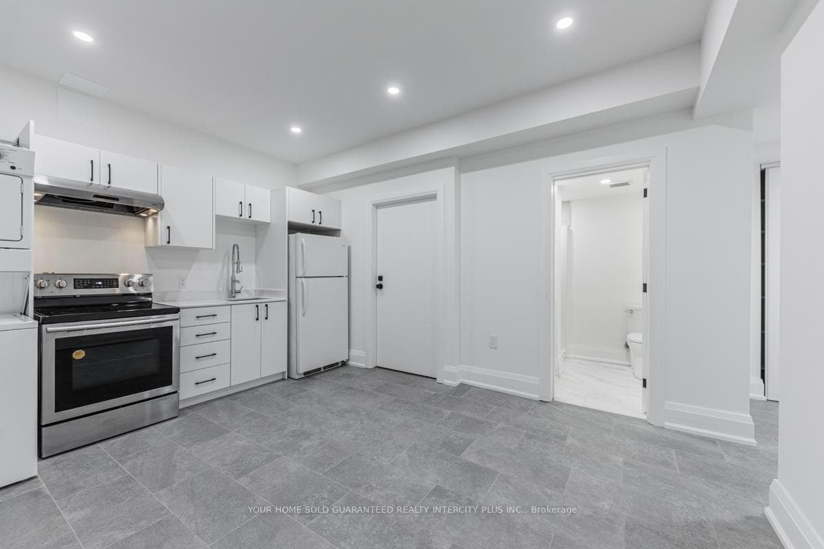 975 Glencairn Avenue Unit Bsmt photo 5