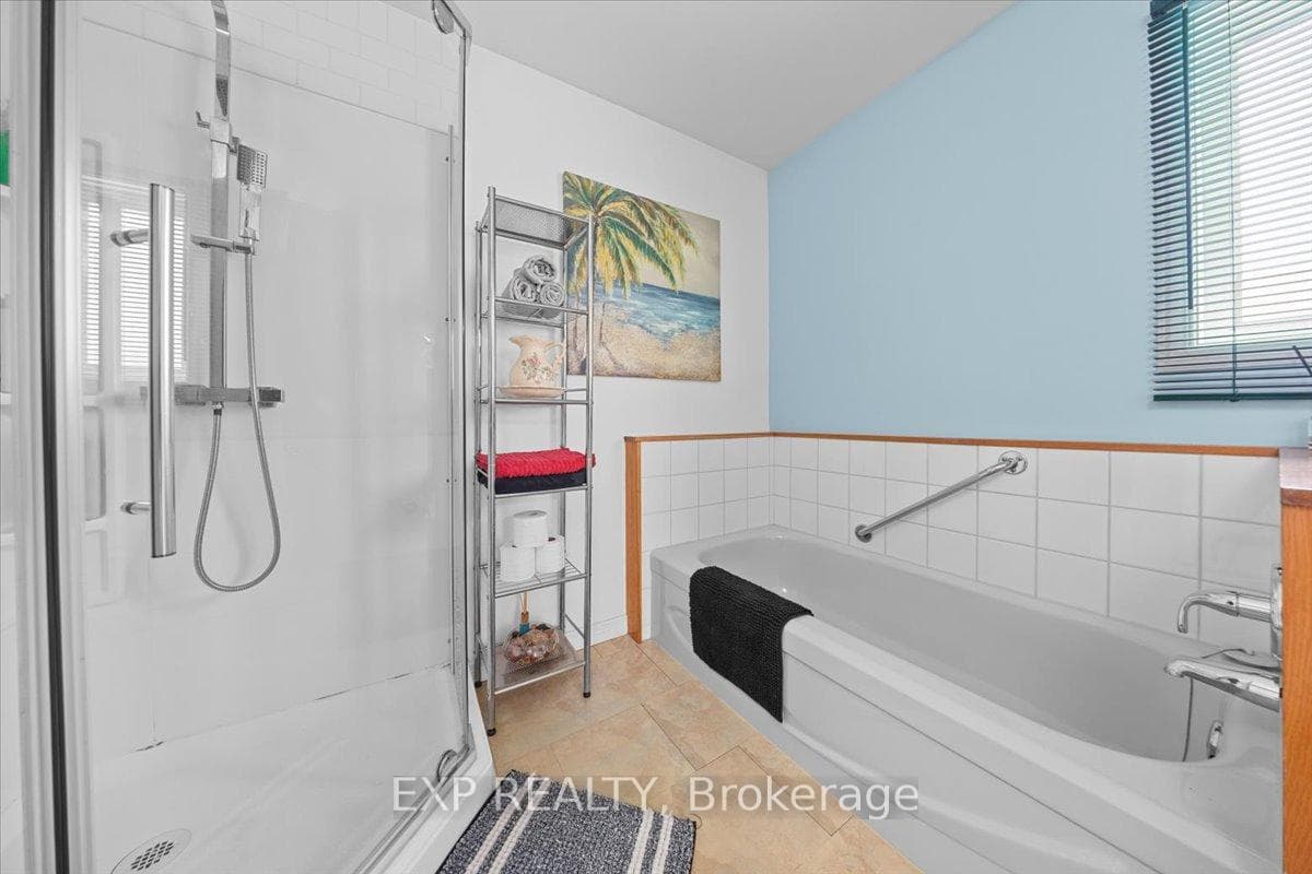 46 Dufour Street photo 20