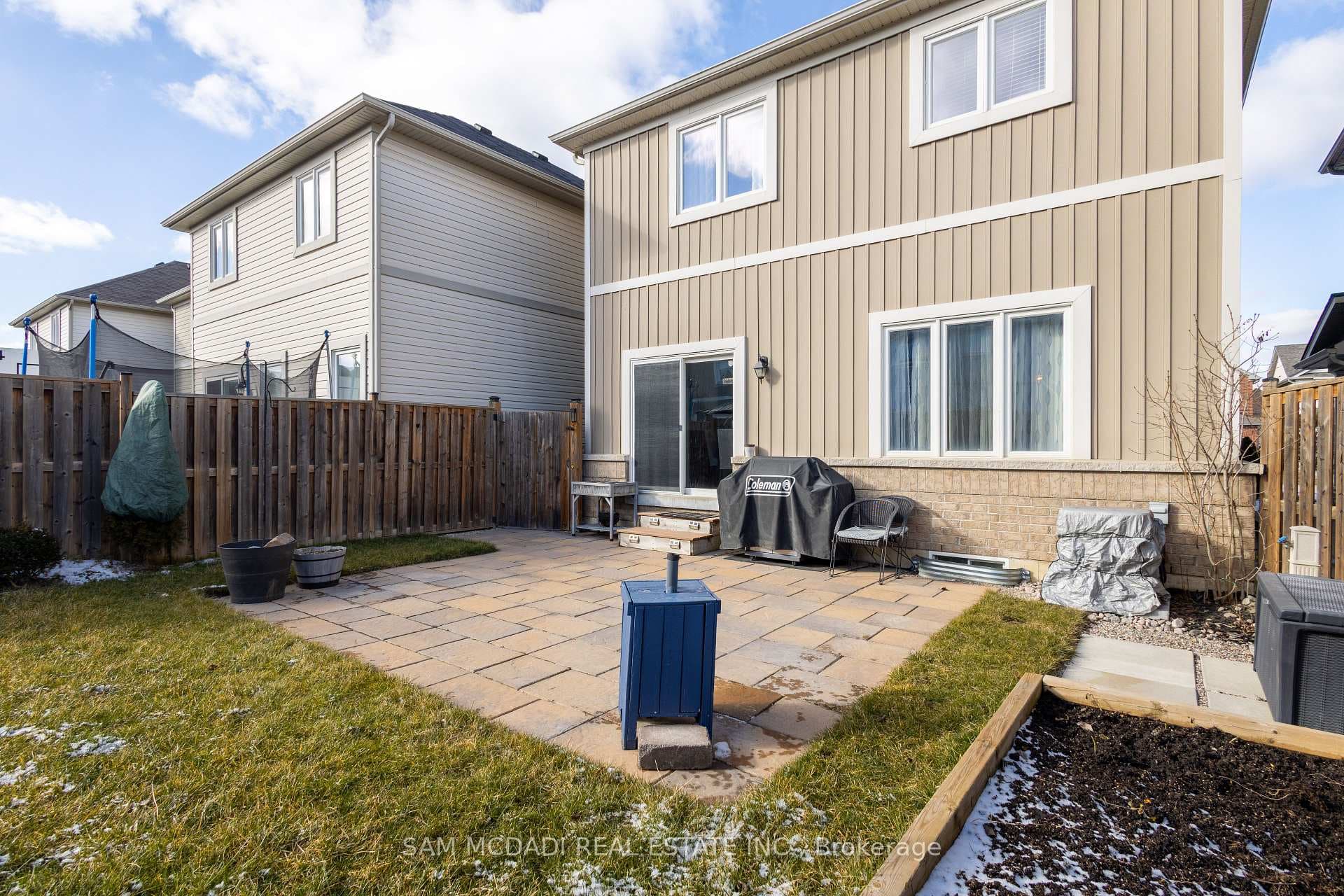 105 Anderson Road photo 36