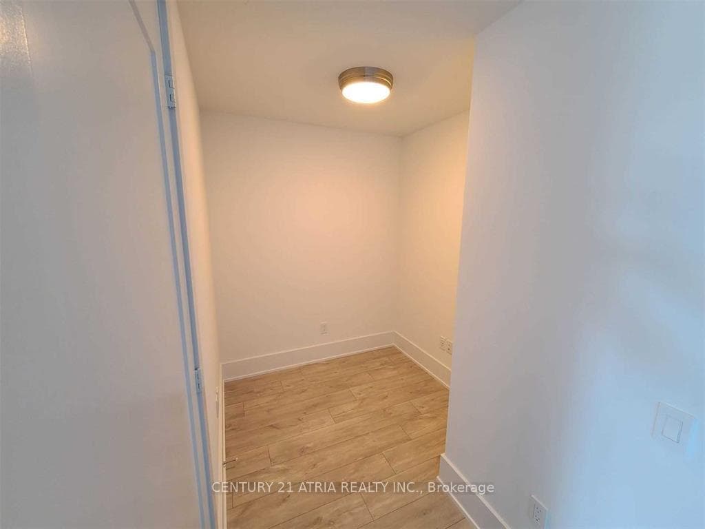 118 Merchants Wharf N/A Unit 613 photo 9