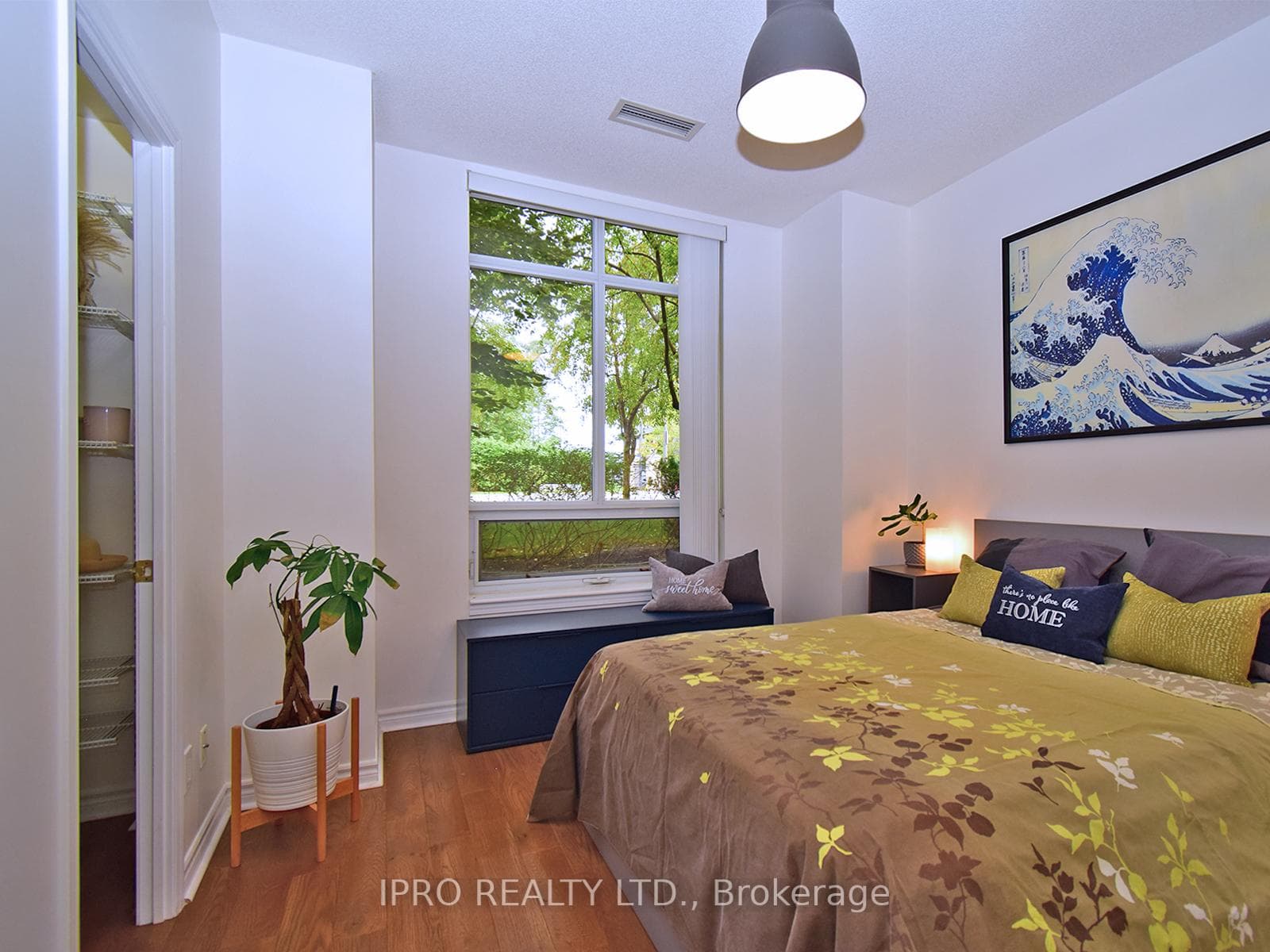 18 Kenaston Gardens Unit 103 photo 10