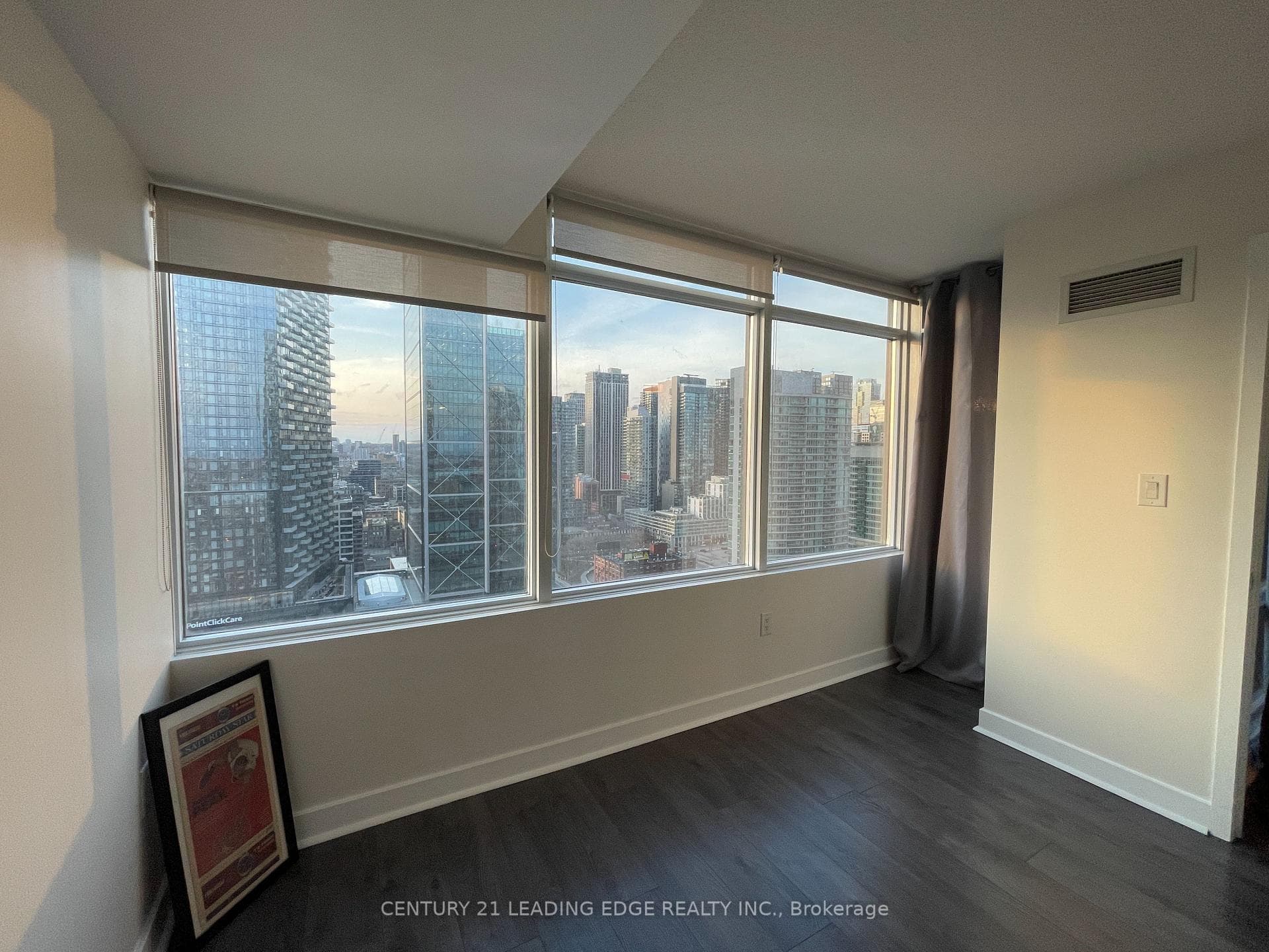 25 Telegram Mews Unit 3211 photo 8