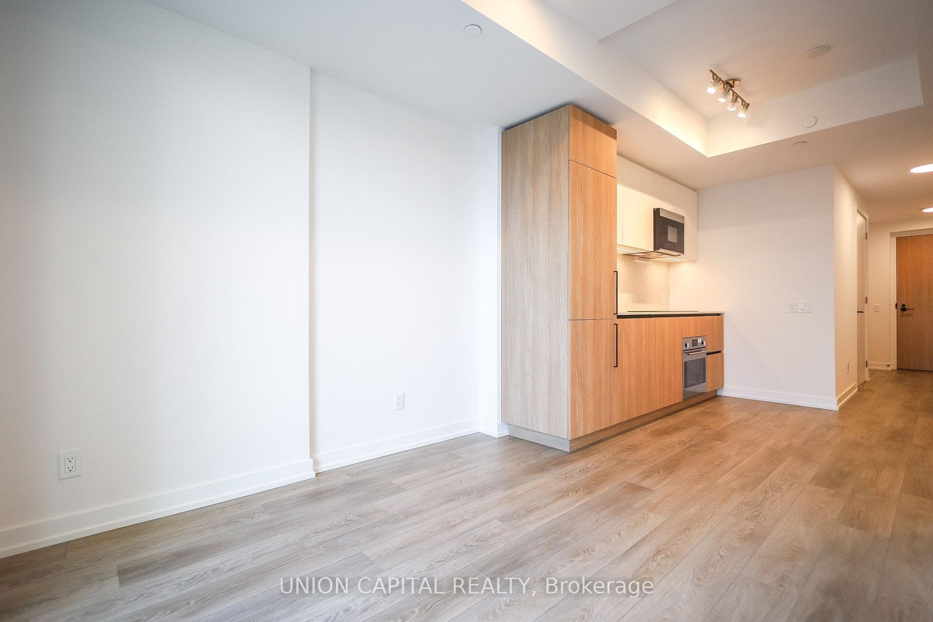 35 Parliament Street Unit 1312 photo 19