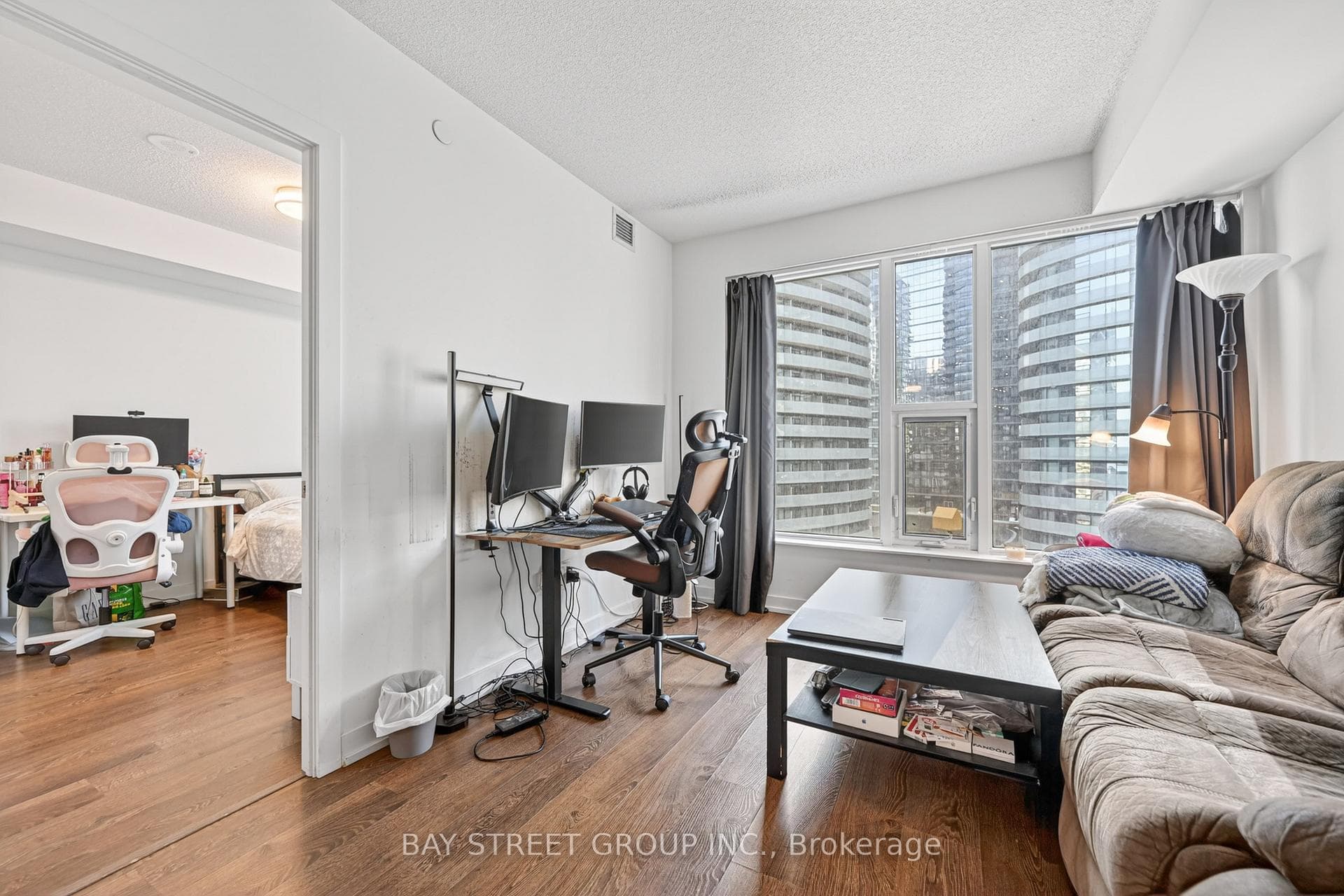 10 York Street Unit 1002 photo 10
