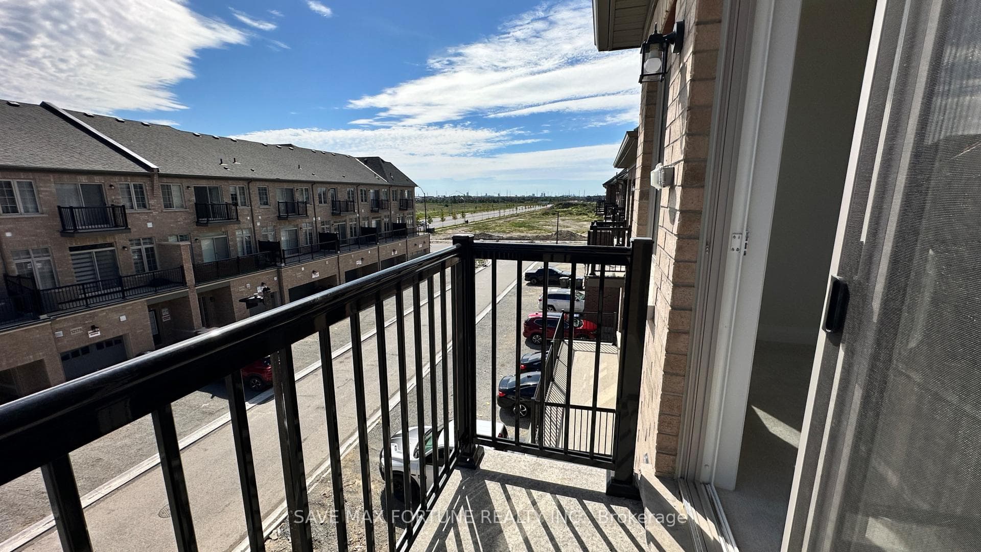 W/O Balcony - Primary Bedroom