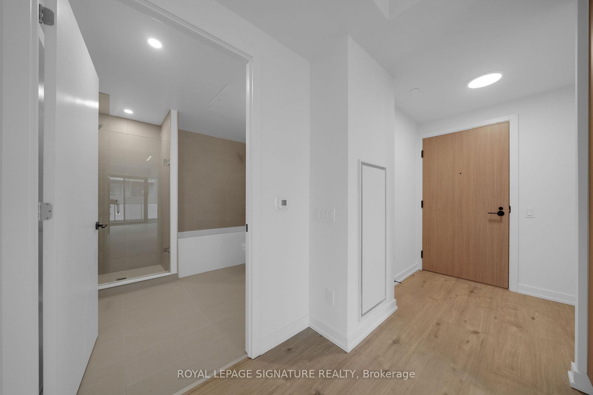 35 Parliament Street Unit 1104 photo 8