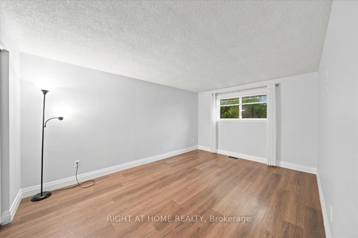 554 Halberstadt Circle photo 17