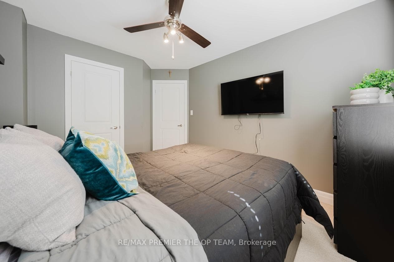 22 Adelia Place photo 31