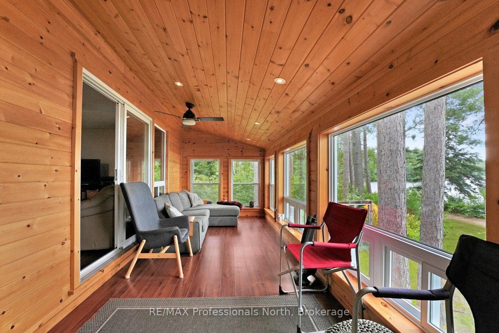 1053 Cheerful Lane photo 9