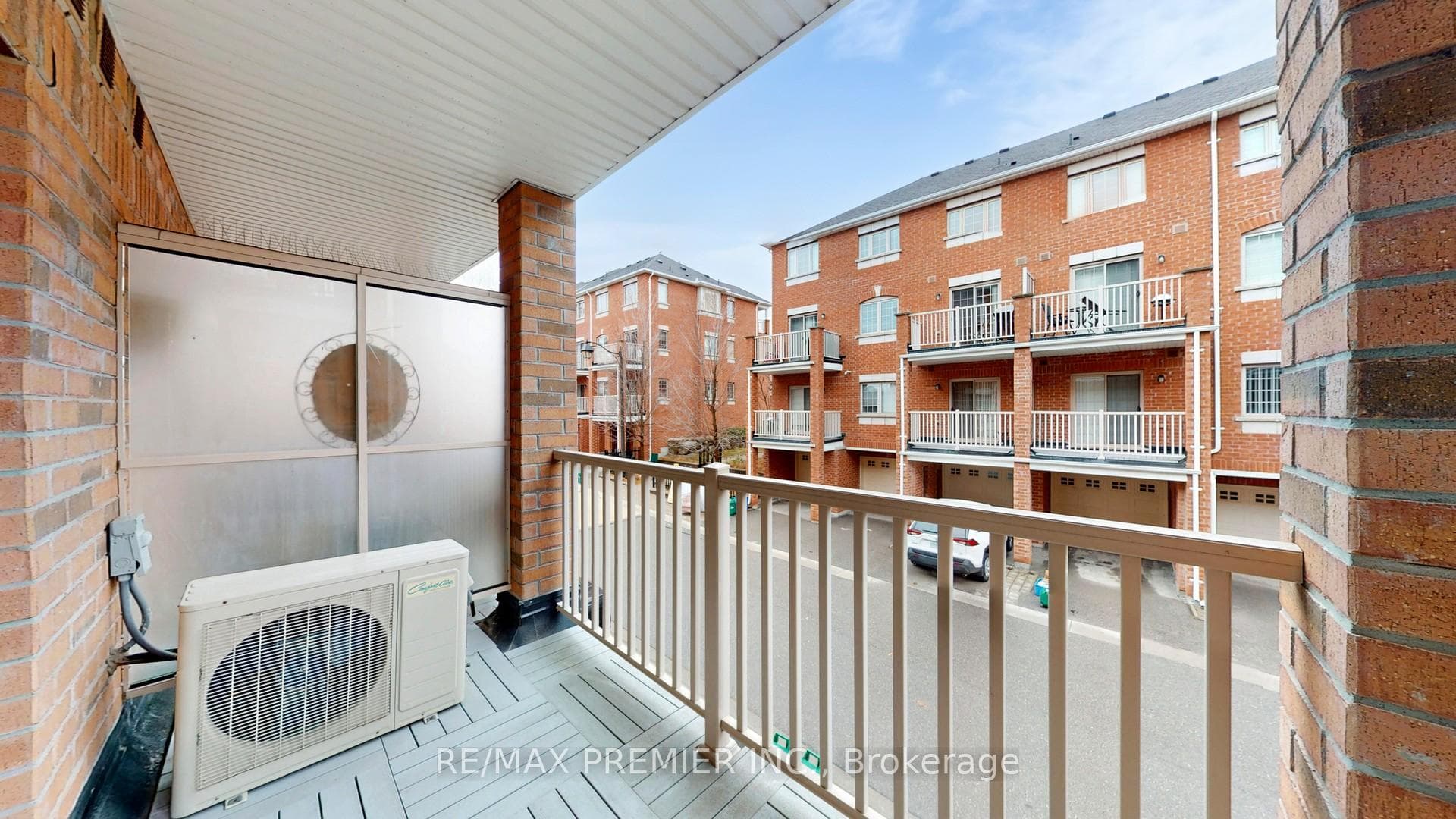 127 Silverwood Avenue Unit 1 photo 27