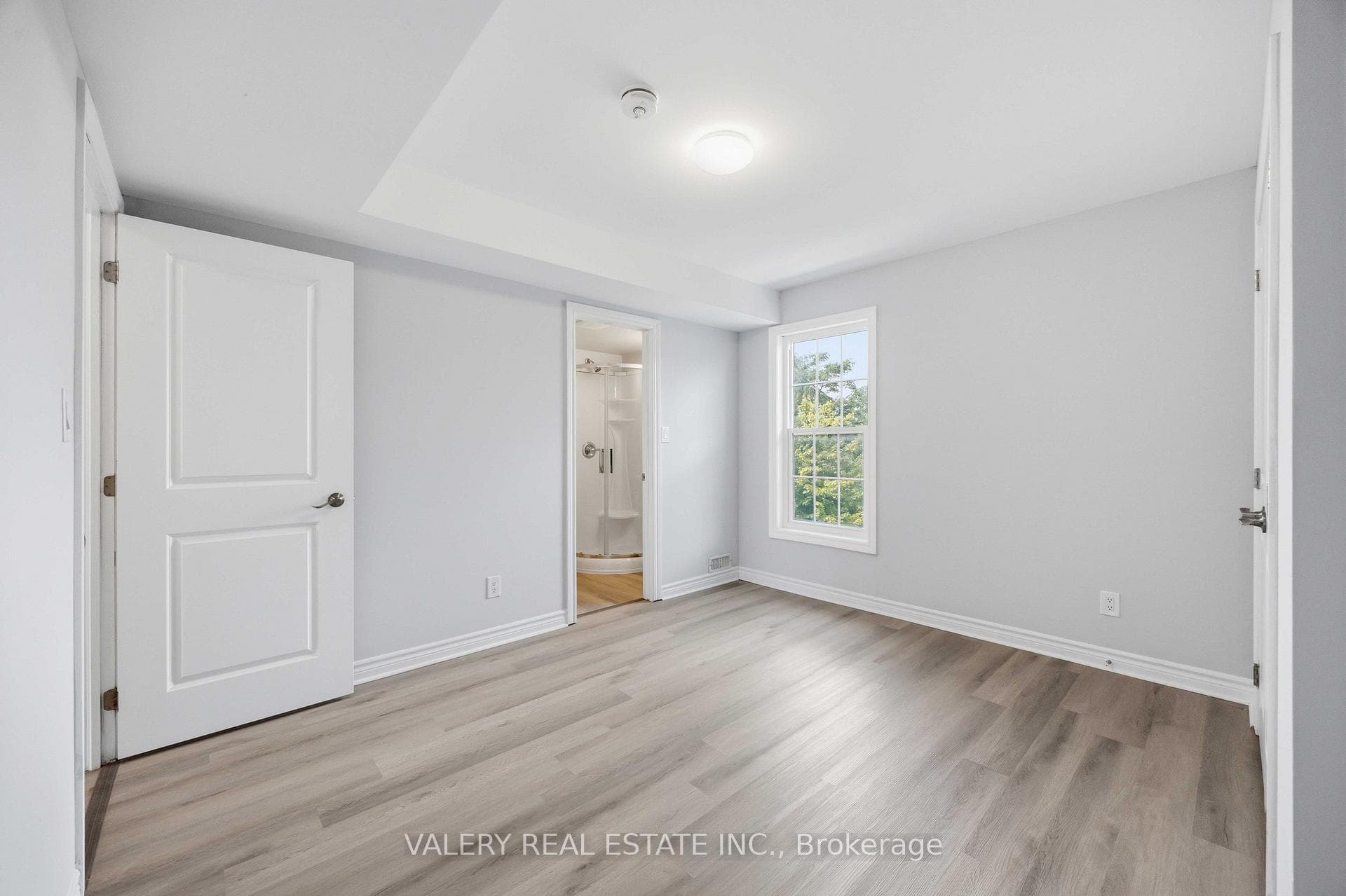 250 Penetanguishene Road Unit 7 photo 28