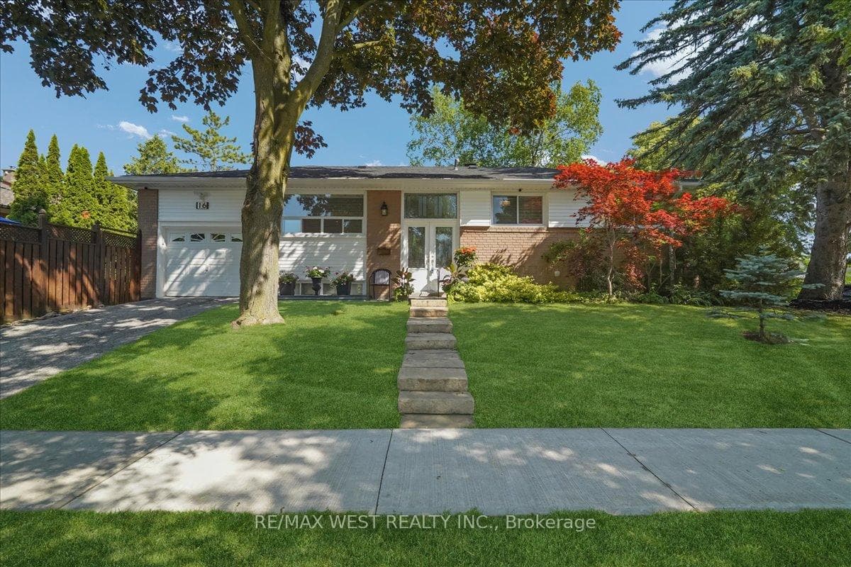 16 Fareham Crescent photo 1