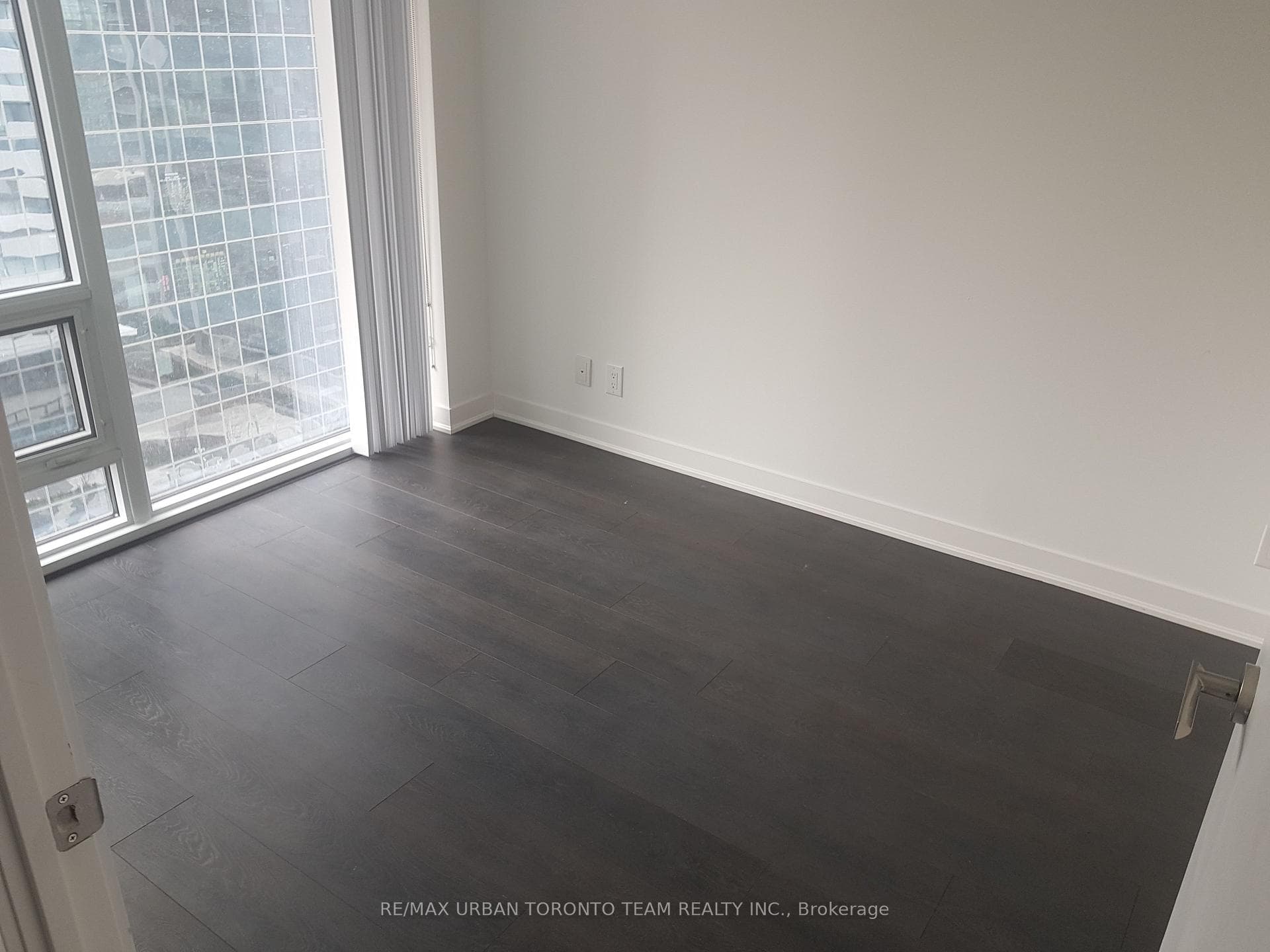 88 Harbour Street Unit 2009 photo 13