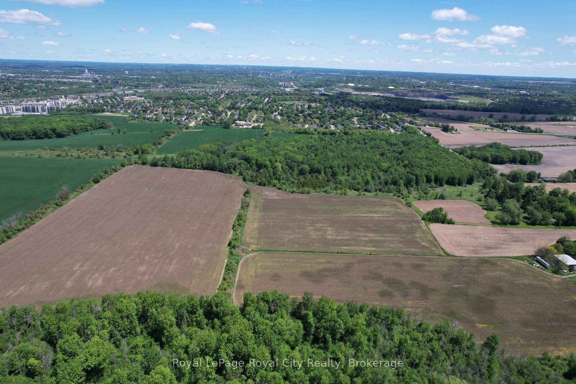 7096 Fife Road photo 4