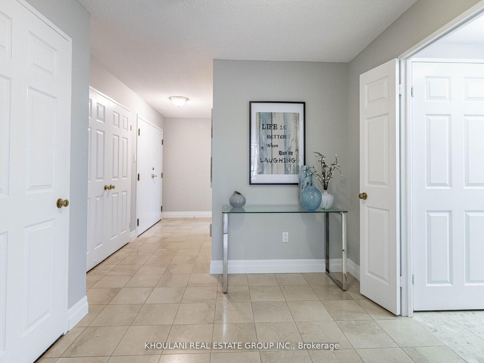 280 Simcoe Street Unit 709 photo 3