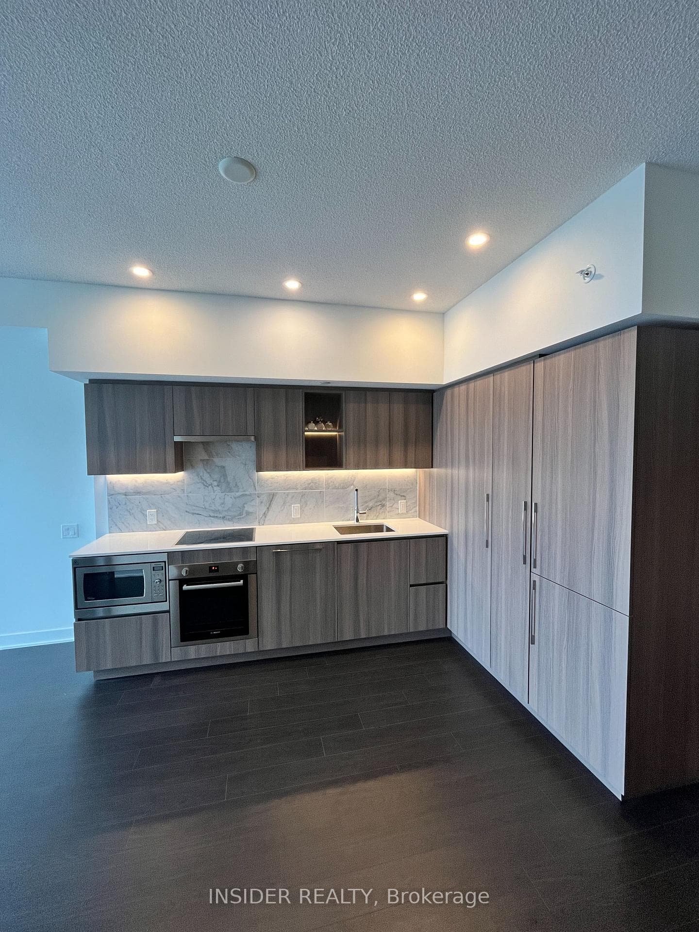 19 Bathurst Street Unit 2107 photo 3