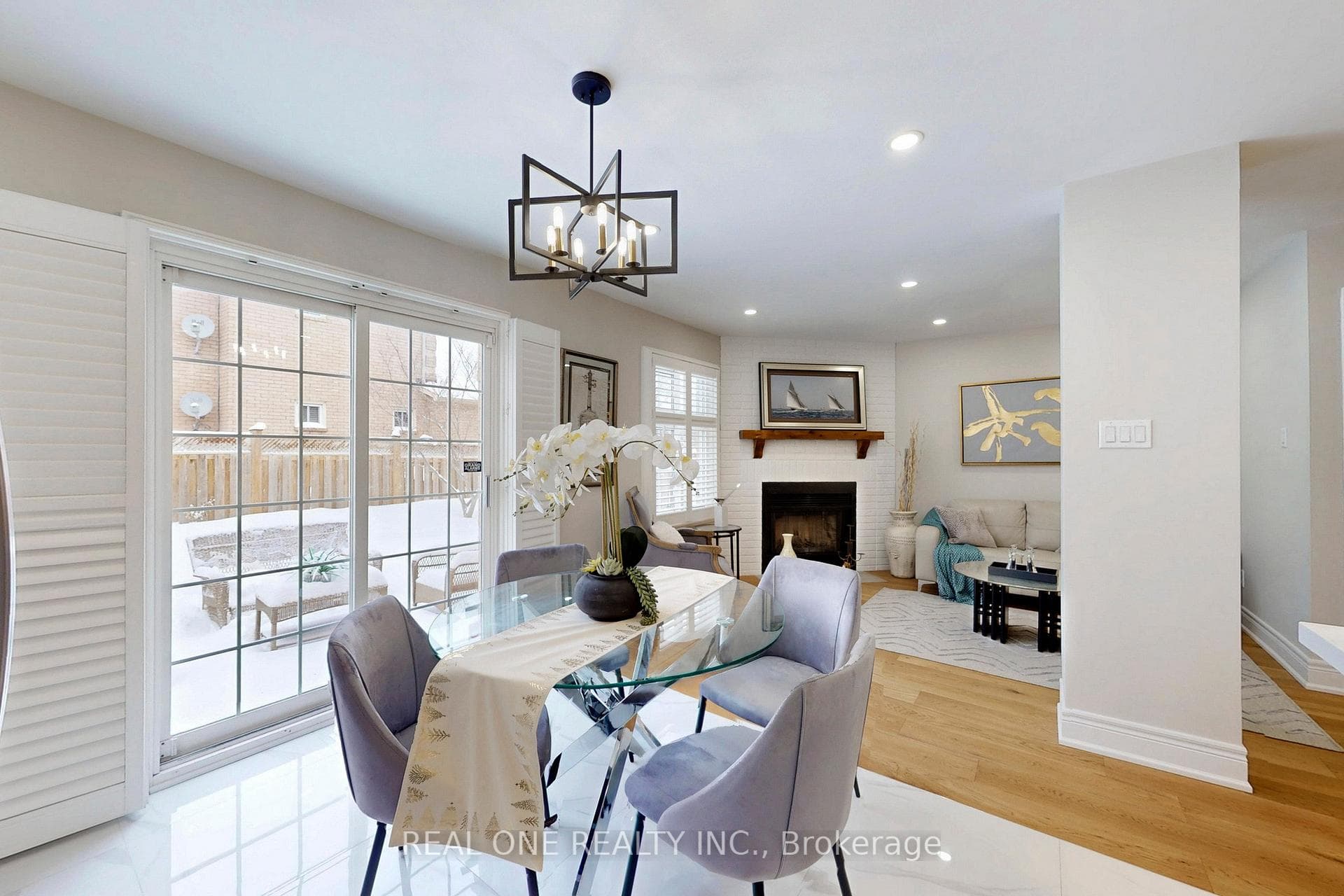 10 Squire Drive photo 17