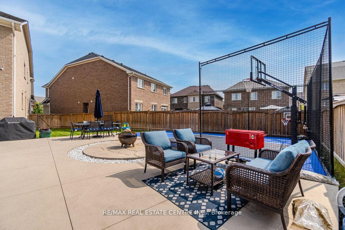 34 HAMILTON Court photo 34