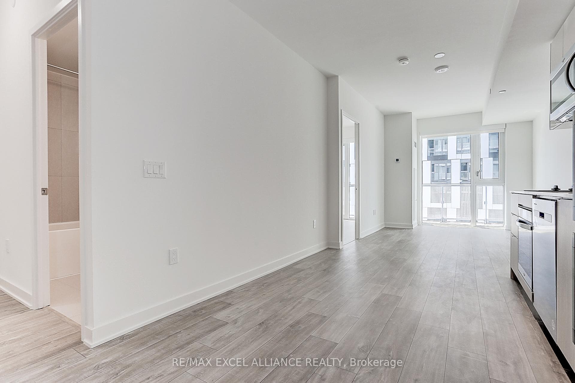 100 Dalhousie Street Unit 4211 photo 15