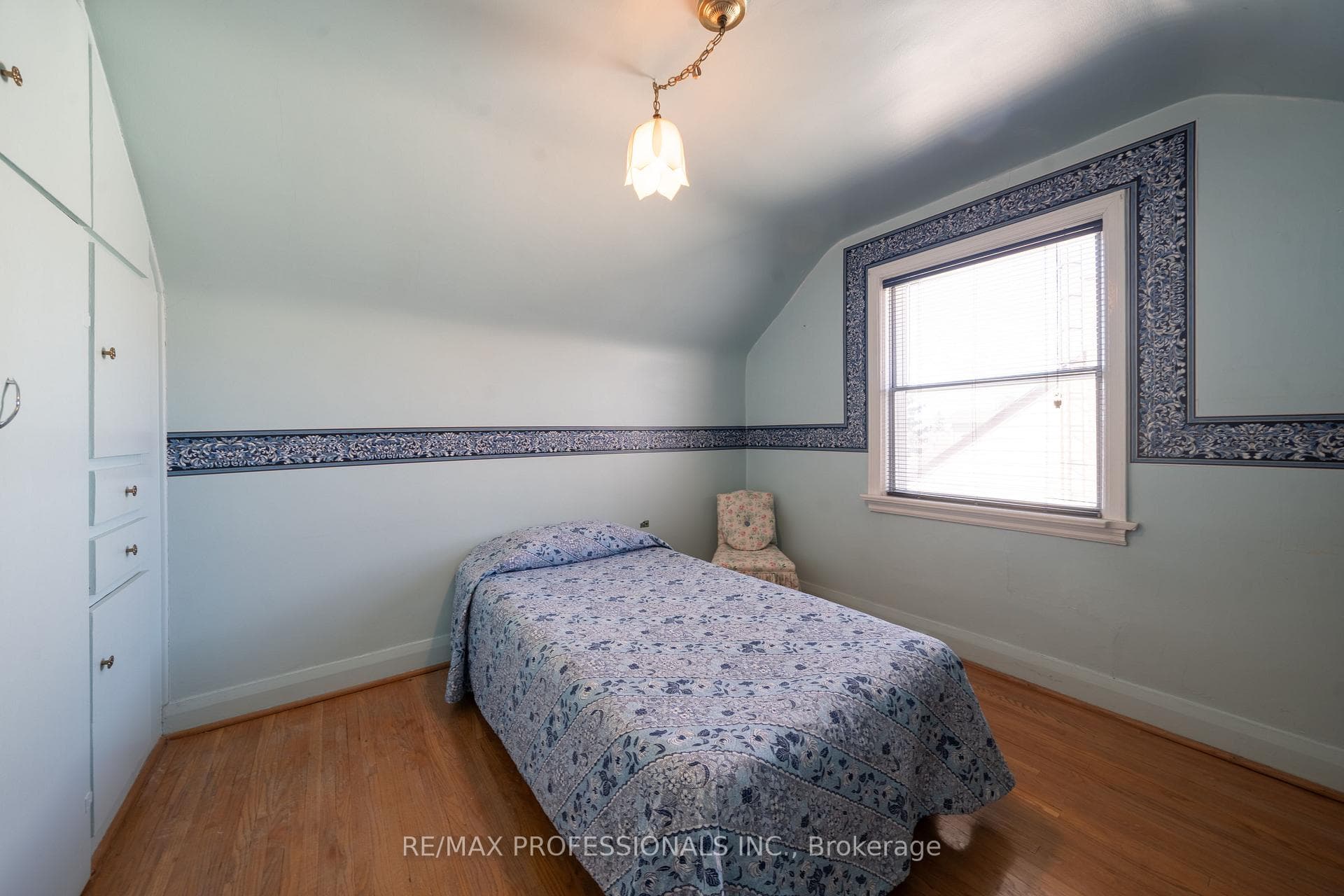 53 Winston Pk Boulevard photo 17