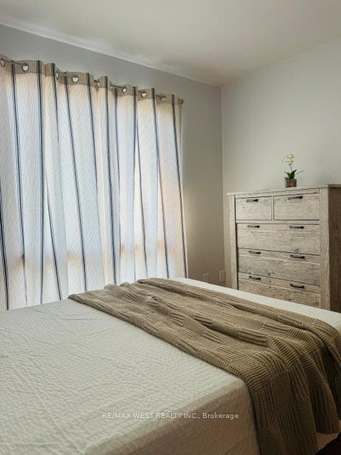 16 Armstrong Avenue photo 26