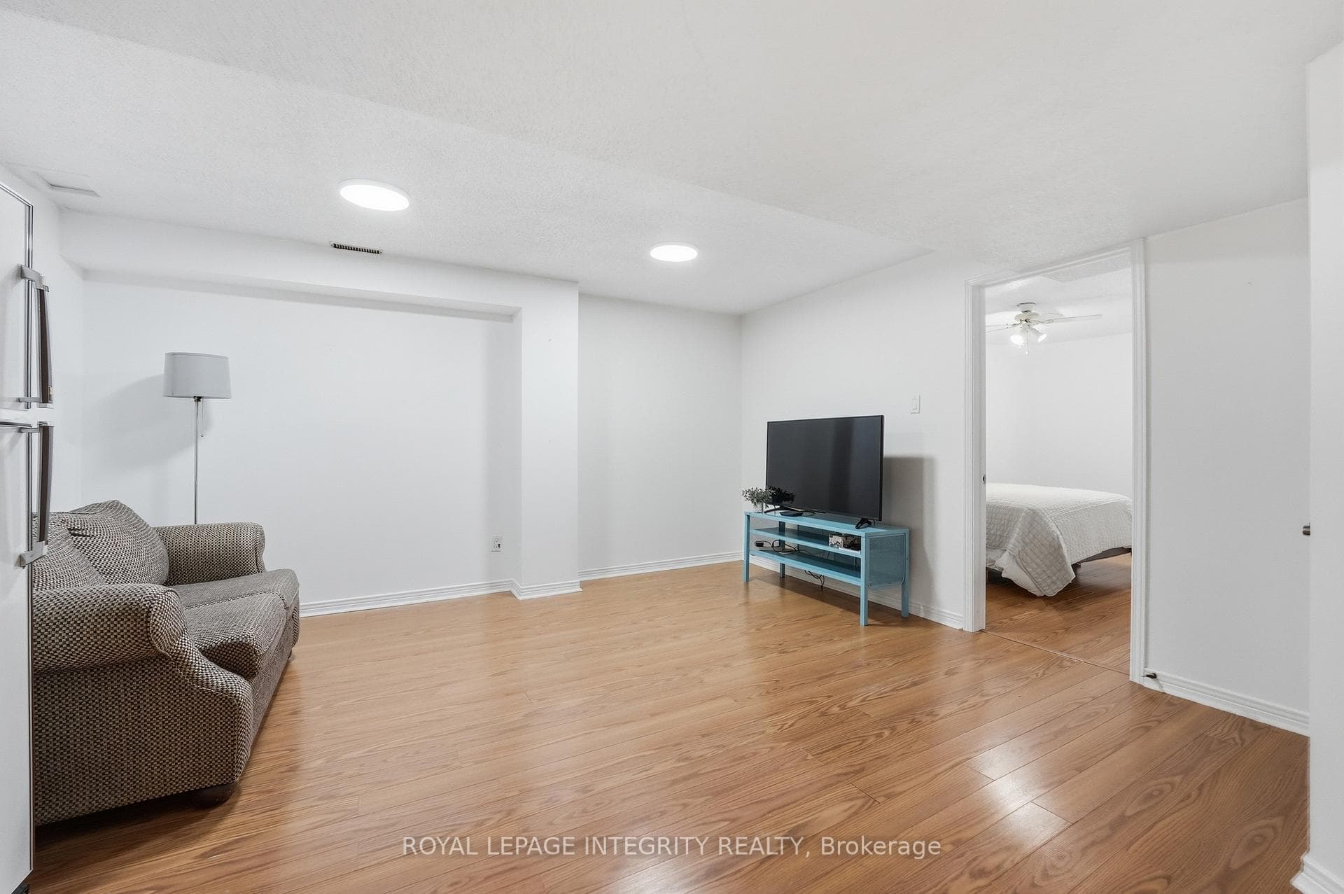 38 Aintree Place photo 27