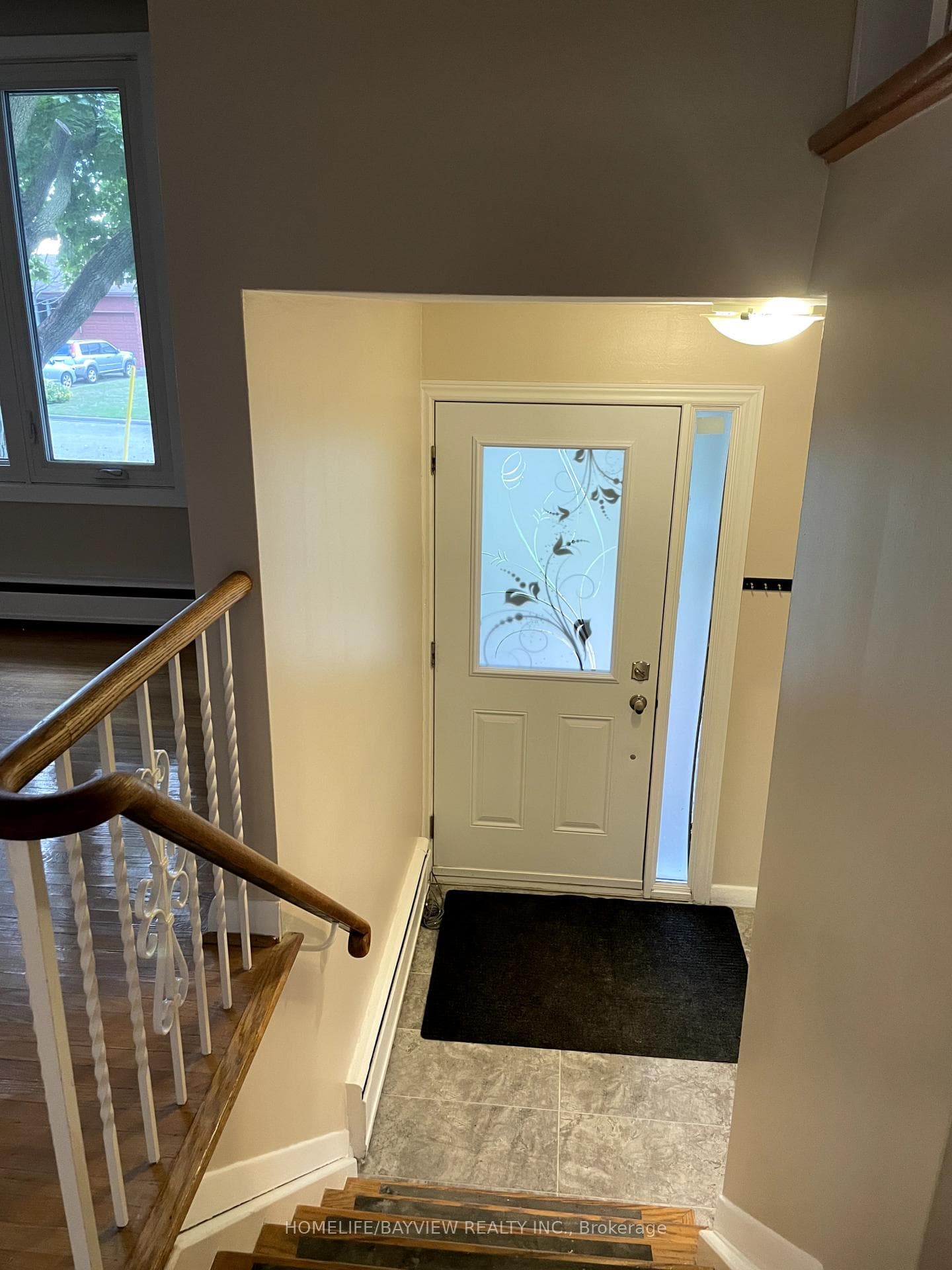 56 Lionel Heights Crescent photo 2
