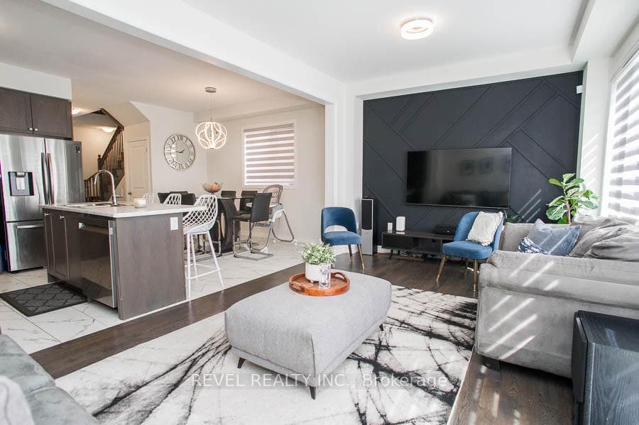 19 Gunn Avenue photo 12