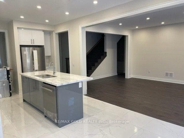 20 Bill Guy Drive Unit Upper Level photo 11