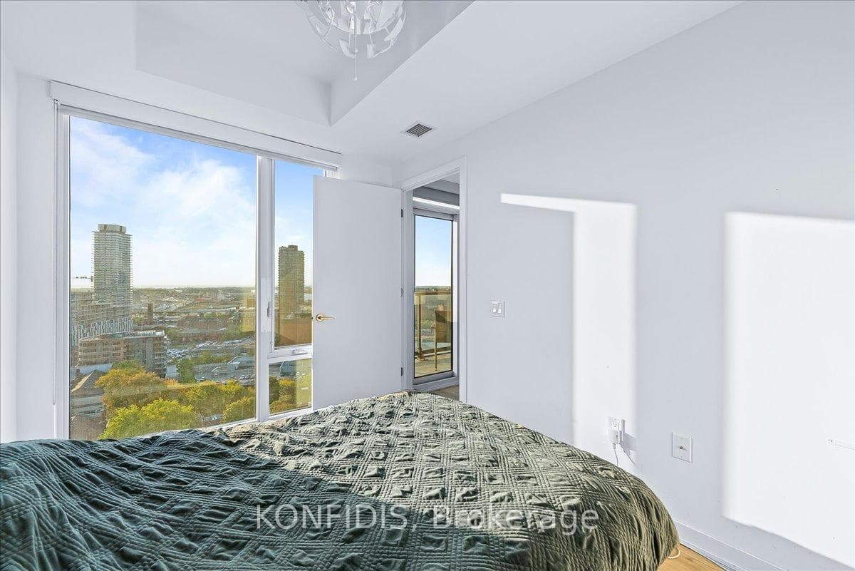48 Power Street Unit 1704 photo 19