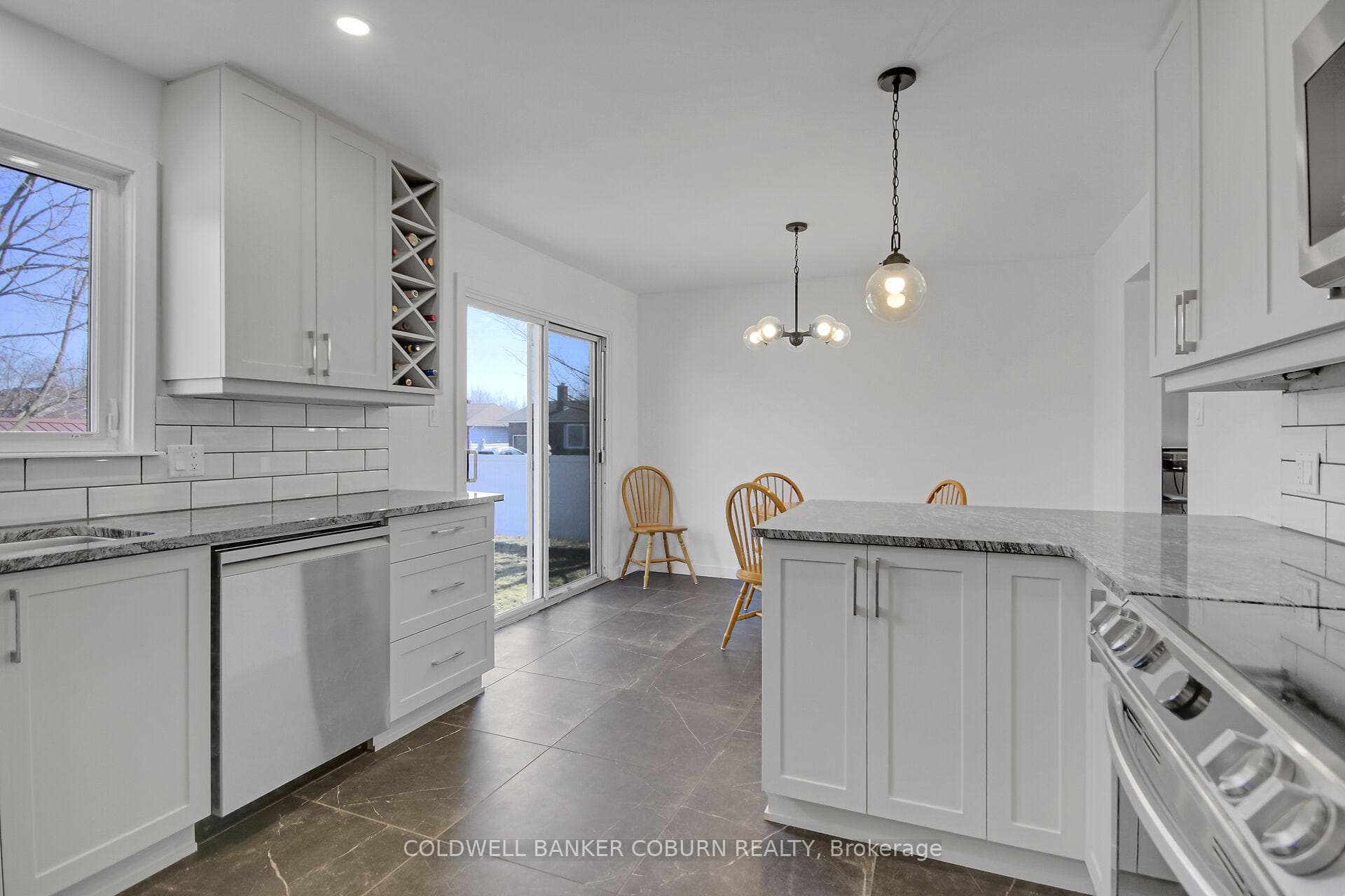 31 ORMSBY Drive photo 22