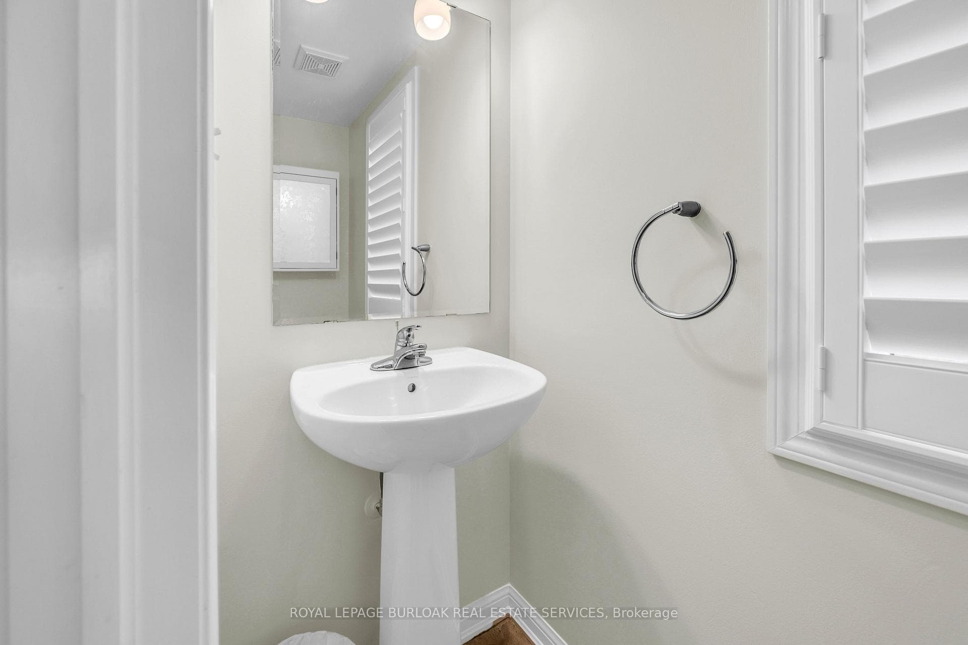 4083 Gunby Crescent photo 22