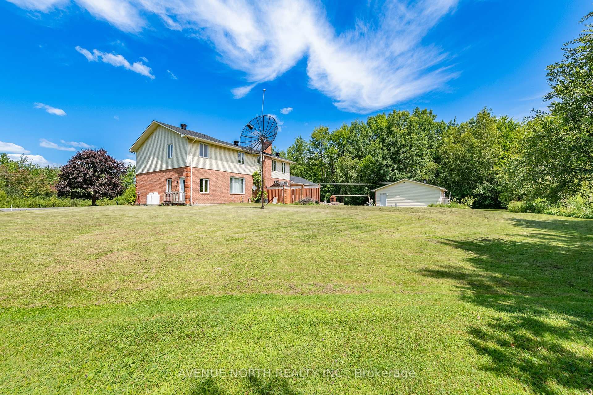 2310 RUSSLAND Road photo 32