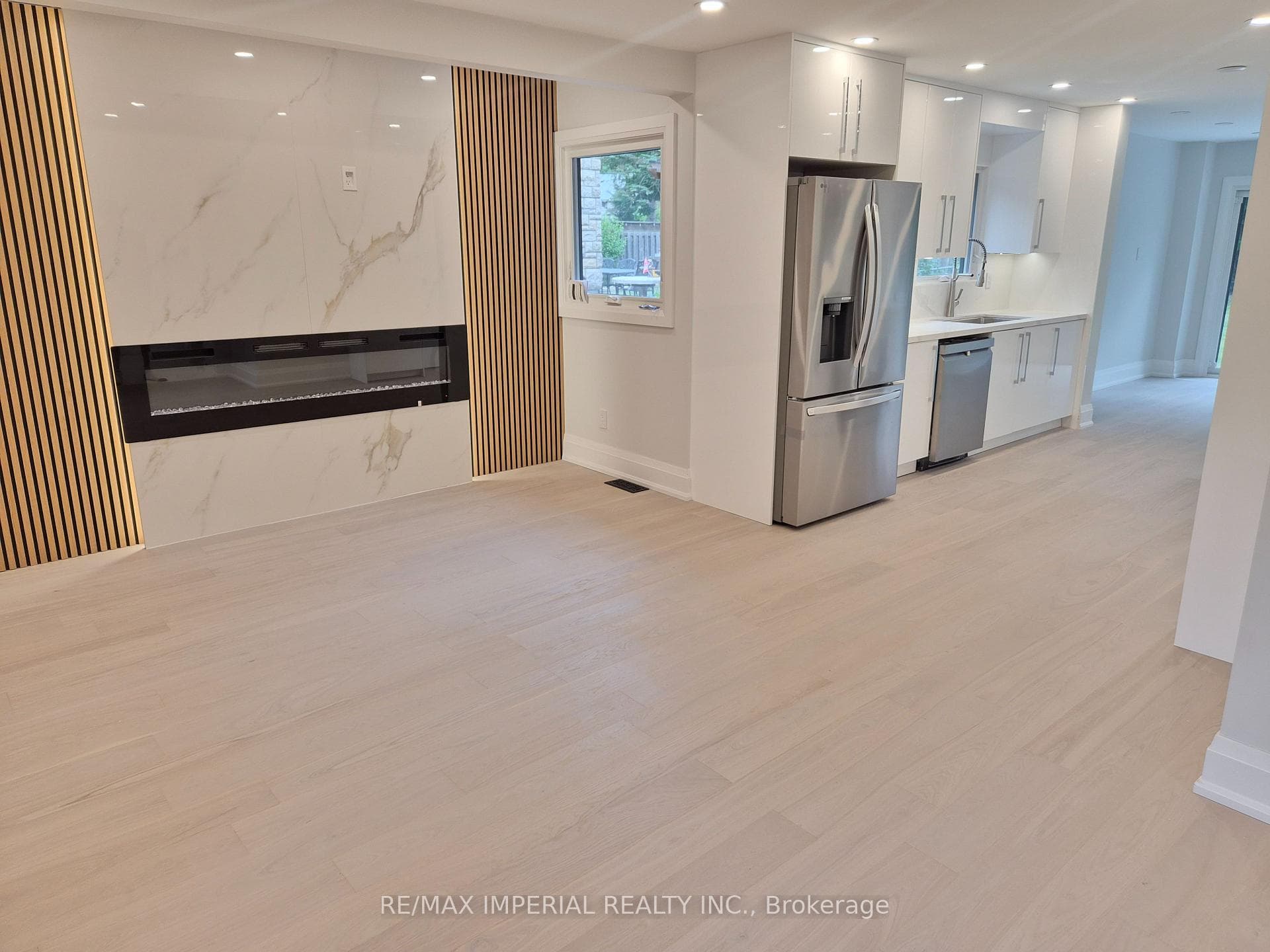 191 Avenue Road photo 10