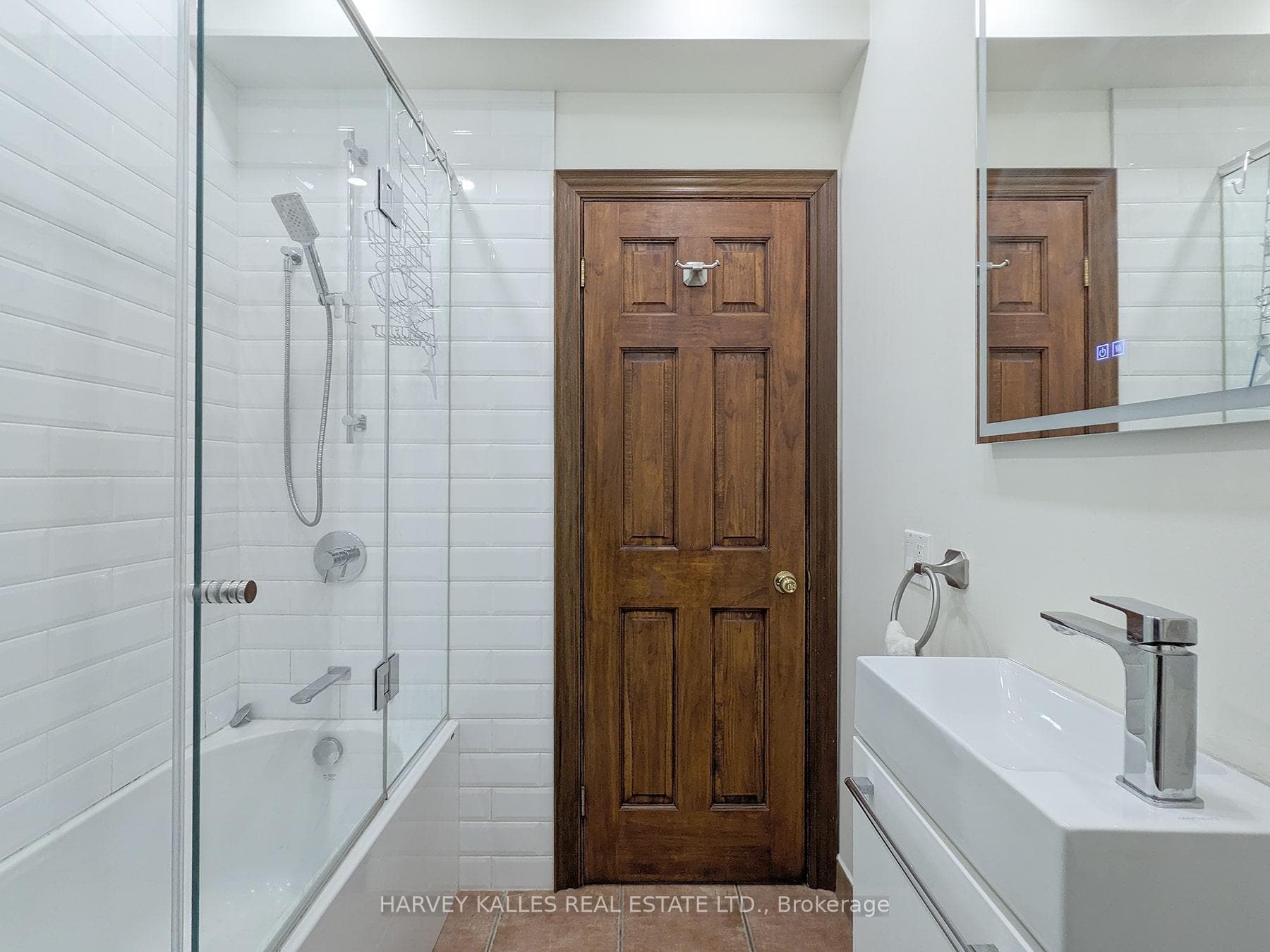 510 Jarvis Street Unit 15 photo 10