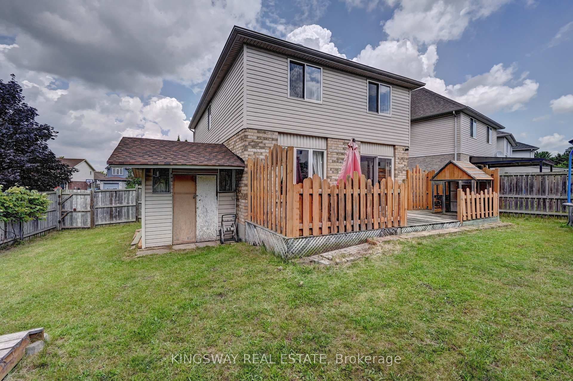 582 MORTIMER Drive photo 37