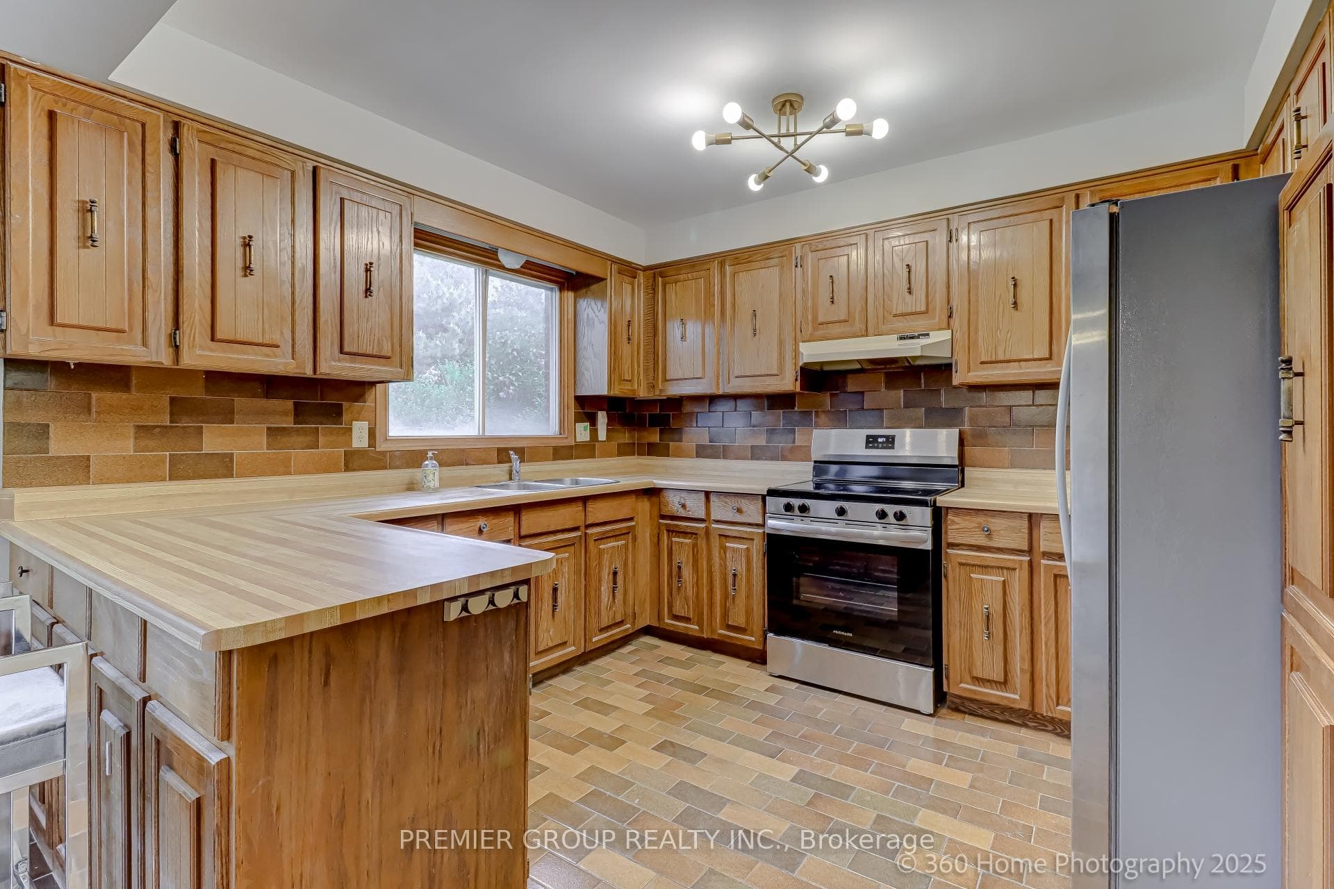 173 Faywood Boulevard photo 21