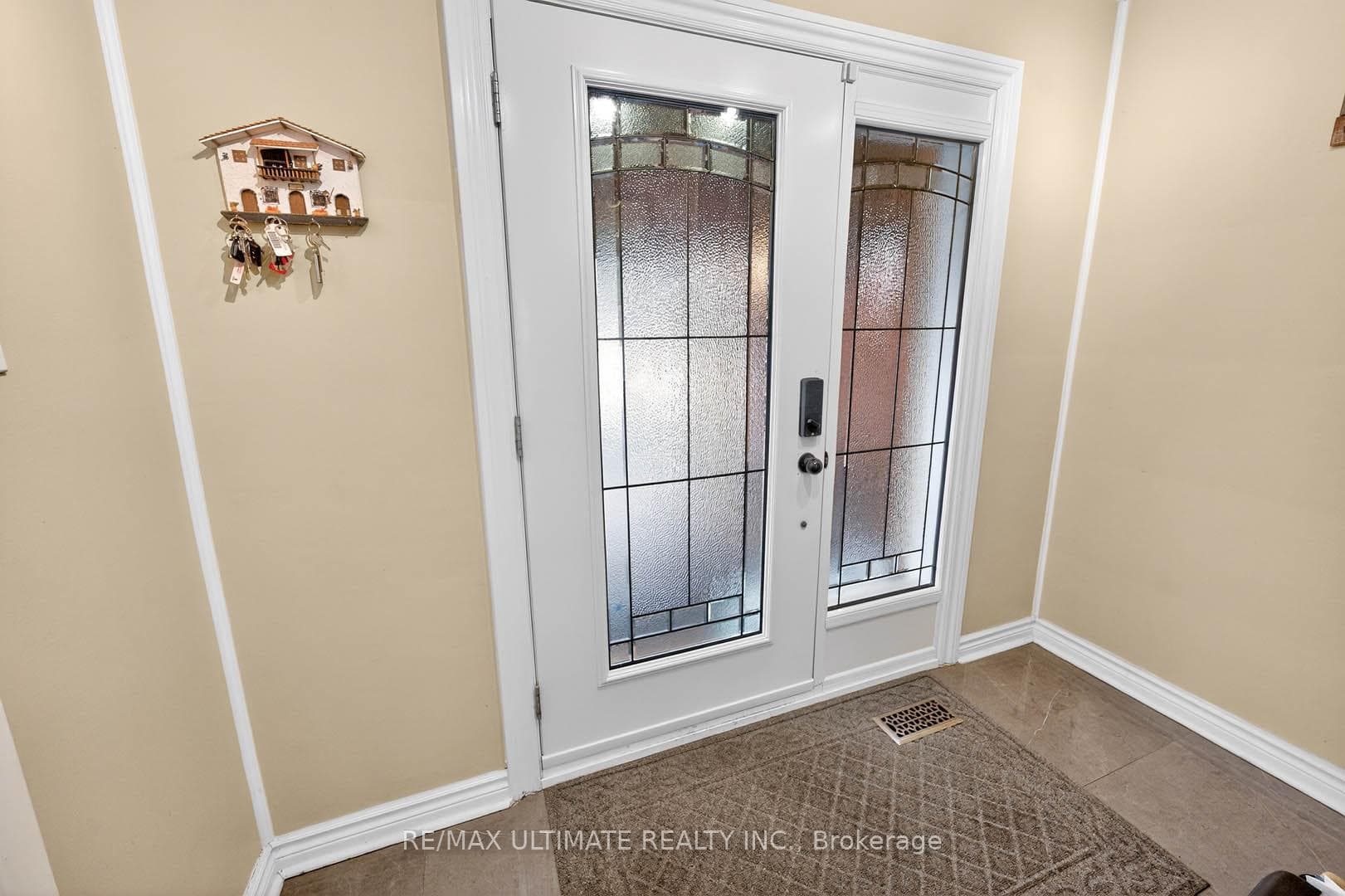 28 Lyncroft Drive photo 4