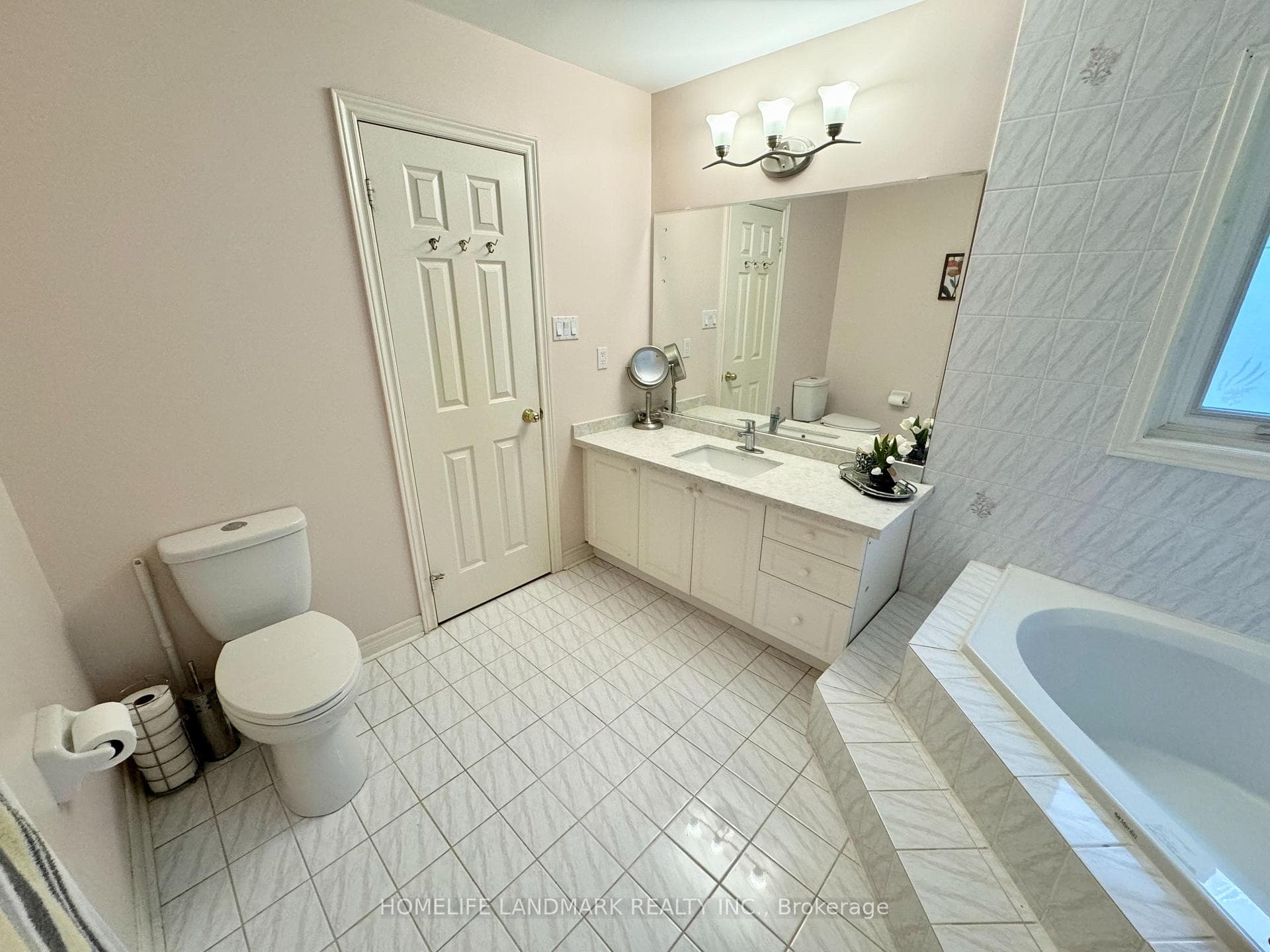 42 Bretton Circle photo 31