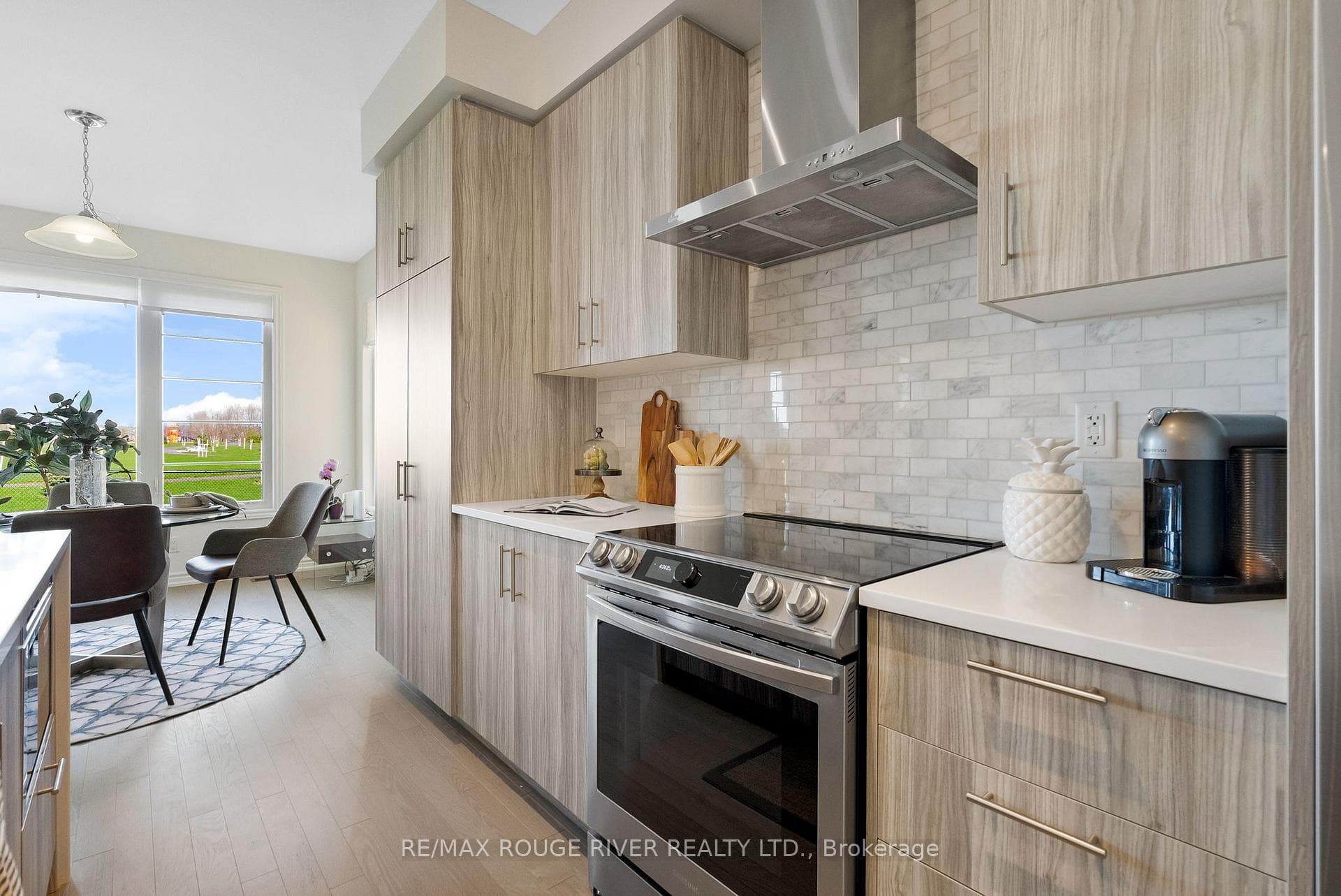 61 Maskell Crescent photo 8