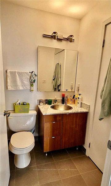 33 Lombard Street Unit 2003 photo 9