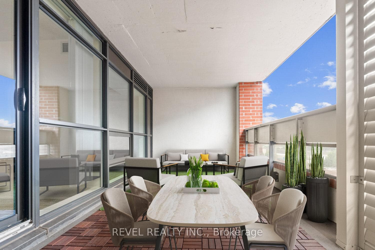 830 Lawrence Avenue Unit 510 photo 13